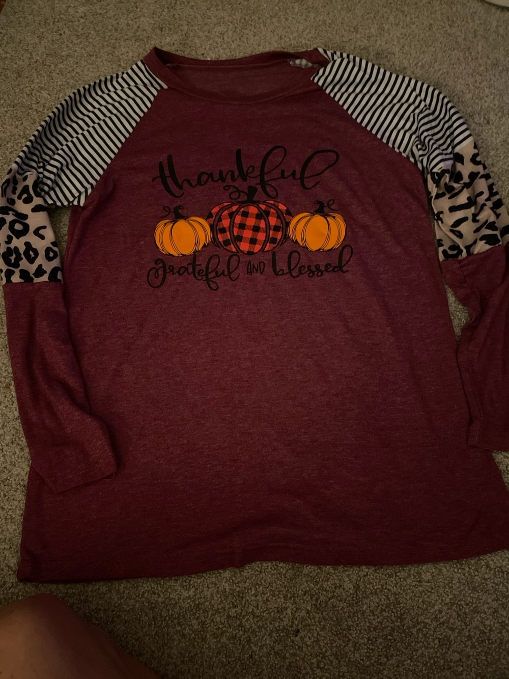 Womens Maroon 'Thankful, Grateful and Blessed' Raglan Top with Patterned Sleeves